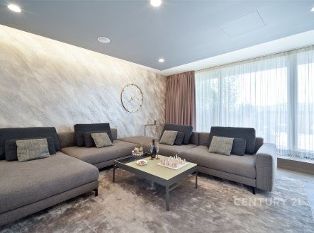 Prodej bytu, 5+kk, 317 m²