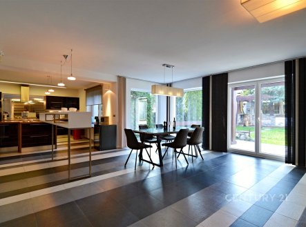Prodej domu/vily, 830 m²