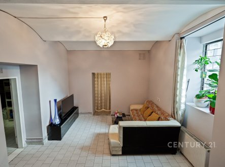 Prodej obchodní prostory, 83 m²