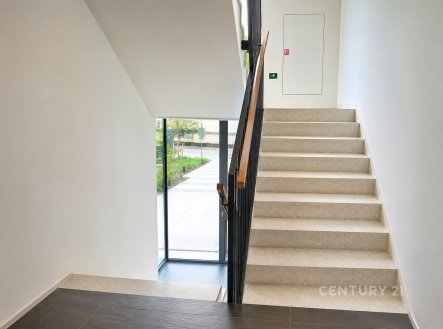 Pronájem bytu, 1+kk, 36 m²