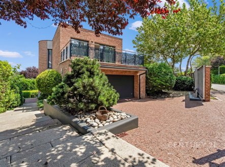 Prodej domu/vily, 298 m²