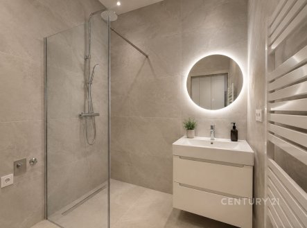 Pronájem bytu, 2+kk, 58 m²