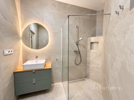 Pronájem bytu, garsoniéra, 27 m²