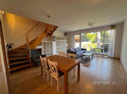 Pronájem domu/vily, 102 m²
