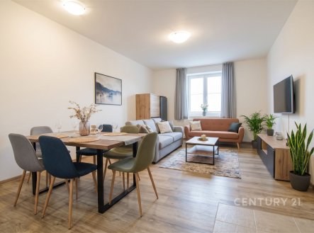 Pronájem bytu, 3+kk, 73 m²