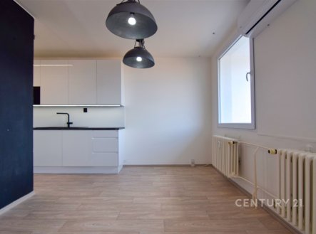 Pronájem bytu, 3+kk, 74 m²