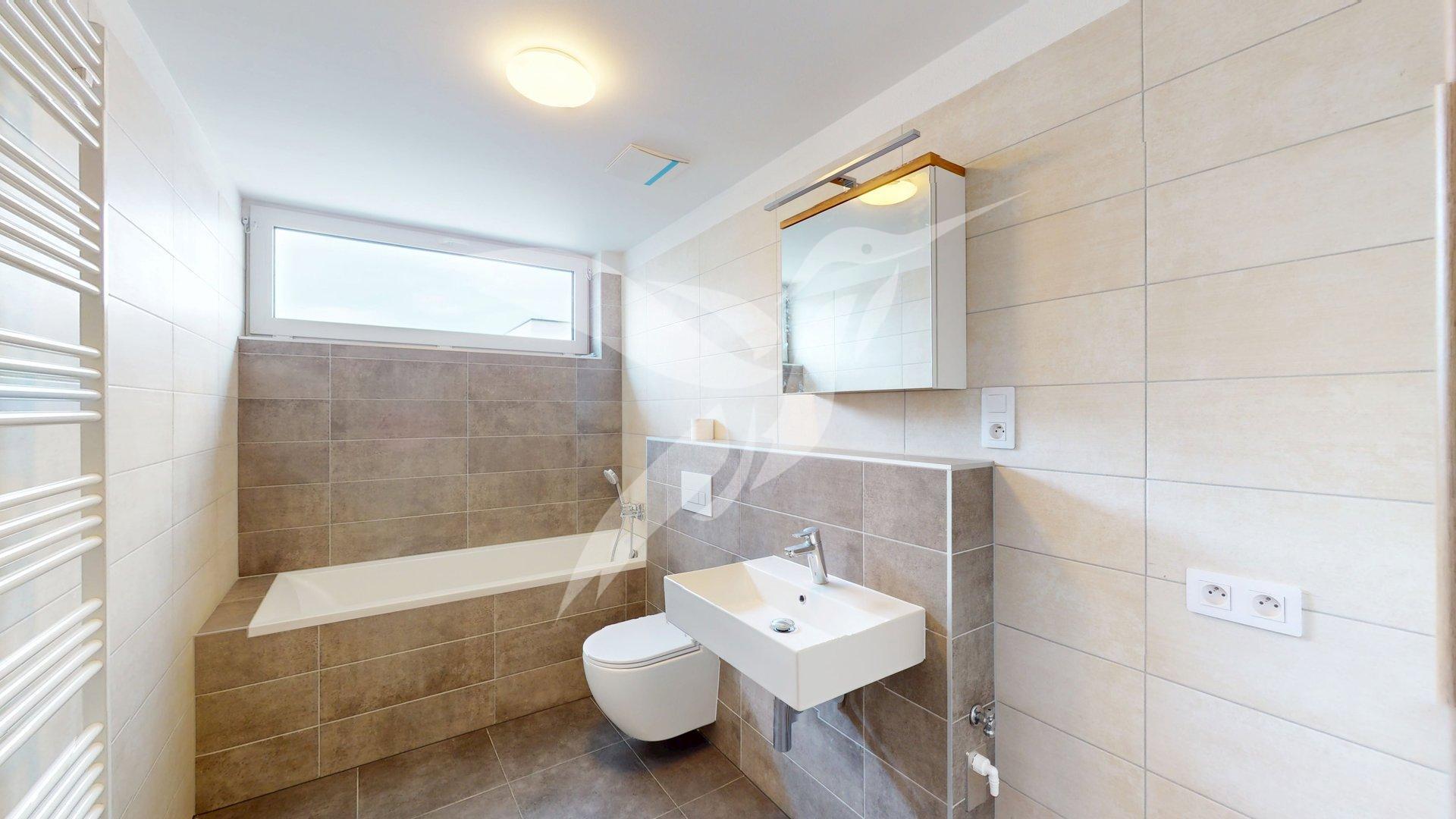 Pronájem bytu 1+kk 38 m²