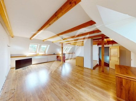 Pronájem domu/vily, 207 m²