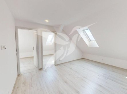 Pronájem bytu, 4+kk, 72 m²