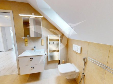 Pronájem bytu, 4+kk, 72 m²