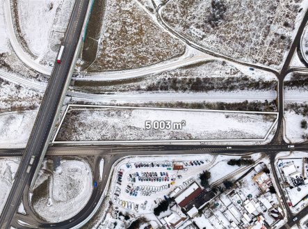 Prodej pozemku pro komerční výstavbu, 5 003 m²