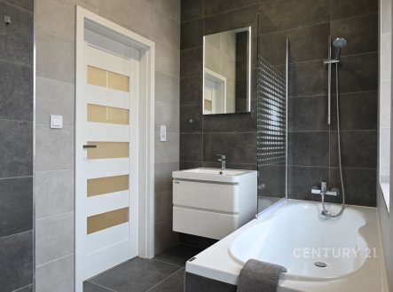 Pronájem bytu, 2+kk, 65 m²