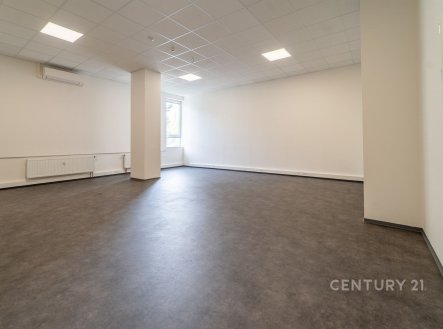 Pronájem kanceláře, 58 m²