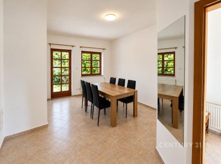 Pronájem bytu, 4+1, 152 m²