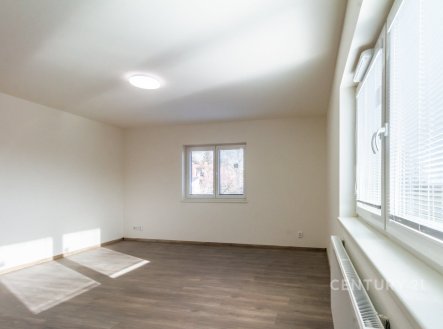 Pronájem bytu, 2+kk, 47 m²