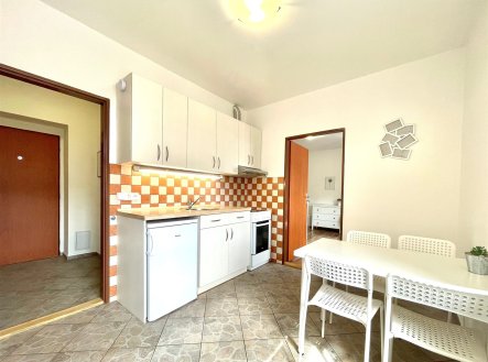 Pronájem bytu, 1+1, 35 m²