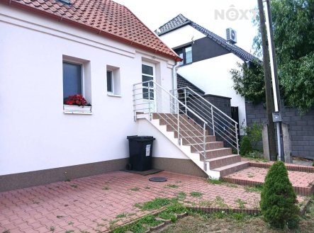 Pronájem bytu, 2+kk, 41 m²