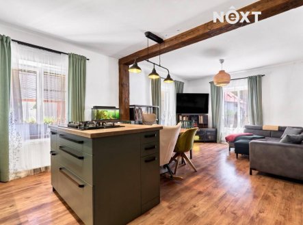 Prodej komerčního objektu, jiný, 800 m²