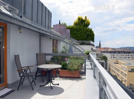 Pronájem bytu, 2+kk, 68 m²