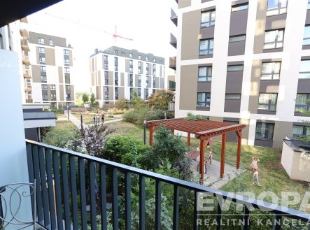 . | Pronájem bytu, 1+kk, 45 m²
