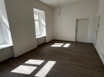 Pronájem bytu, 2+kk, 56 m²