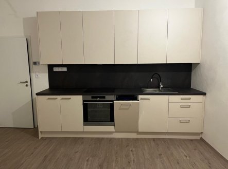 Pronájem bytu, 1+kk, 37 m²