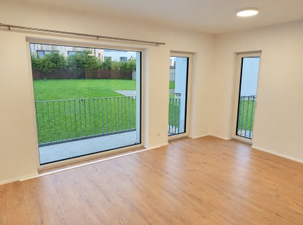 Pronájem bytu, 1+kk, 33 m²