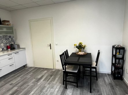 Pronájem bytu, 2+1, 57 m²