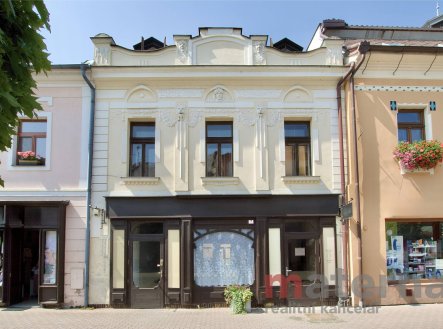 Prodej nájemního domu, 307 m²