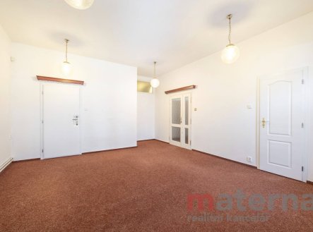 Pronájem kanceláře, 96 m²