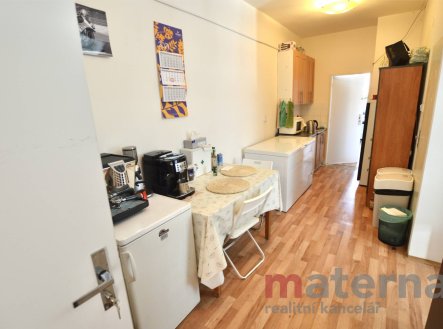 Pronájem kanceláře, 33 m²