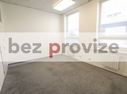 Pronájem kanceláře, 18 m²