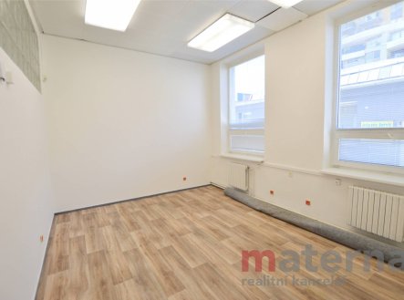 Pronájem kanceláře, 18 m²