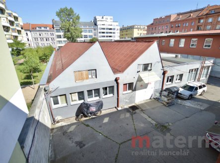 Pronájem kanceláře, 44 m²