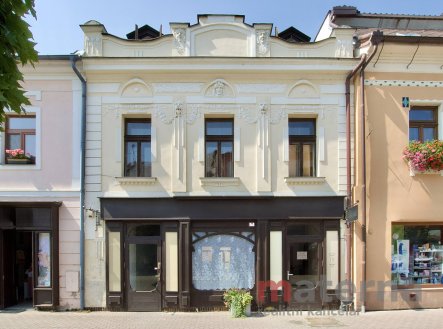 Prodej nájemního domu, 328 m²