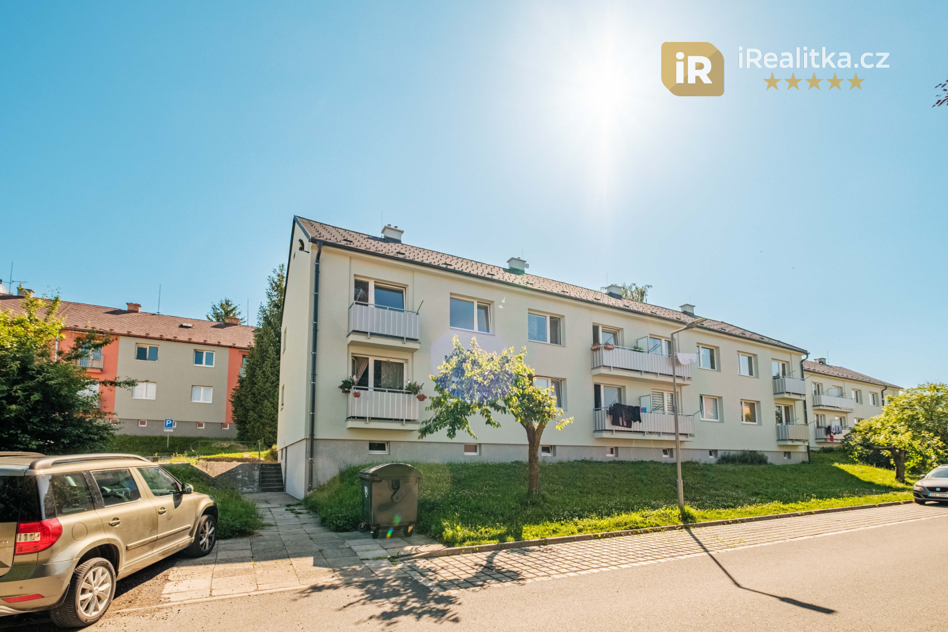 Prodej bytu 2+1 s balkonem a dvěma sklepy - Vamberk