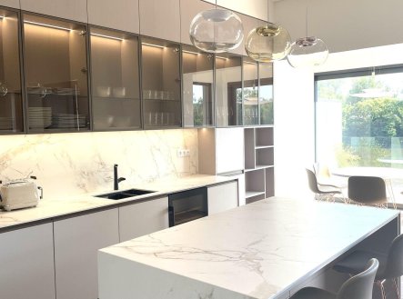 Pronájem bytu, 3+kk, 145 m²