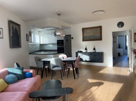 Pronájem bytu, 4+kk, 109 m²