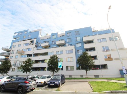 Pronájem bytu, 2+kk, 56 m²