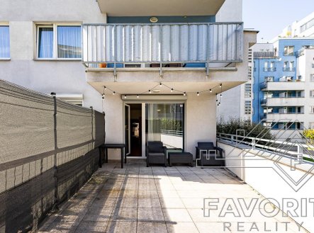 Pronájem bytu, 2+kk, 57 m²