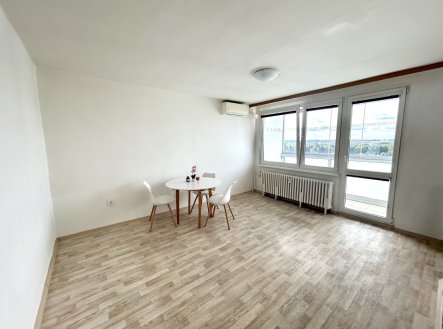 Prodej bytu, 1+kk, 35 m²