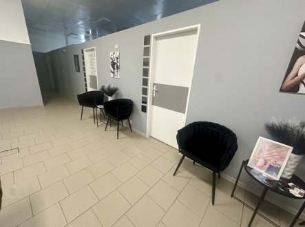 Pronájem obchodní prostory, 4 m²