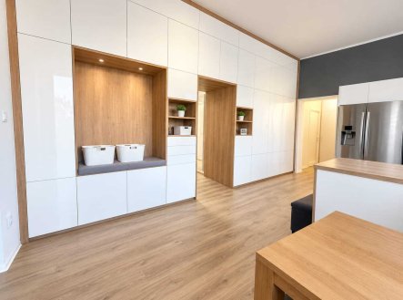 Prodej bytu, 3+kk, 97 m²