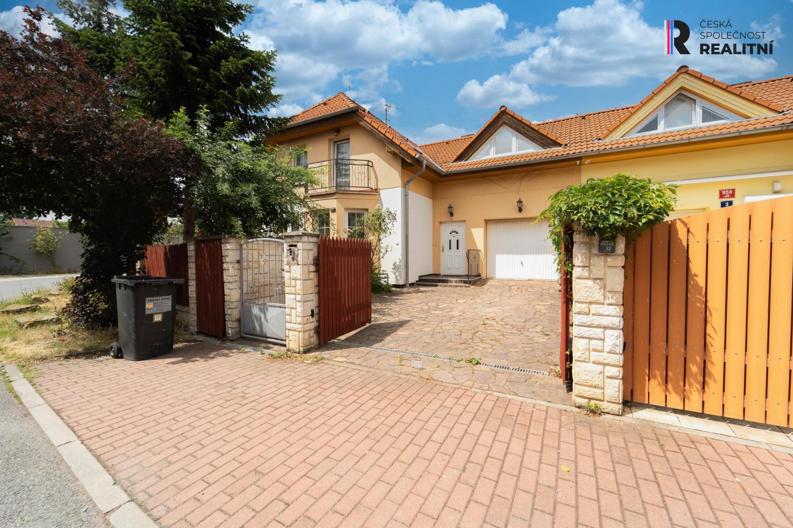 Prodej  - dům/vila, 168 m2
