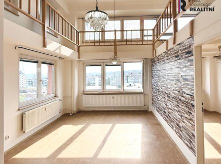 Pronájem bytu, 3+kk, 92 m²