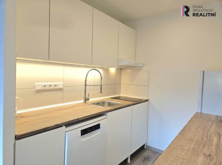 Pronájem bytu, 2+kk, 47 m²