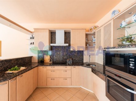 Prodej bytu, 4+kk, 109 m²