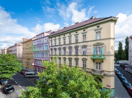 Pronájem bytu, 3+kk, 77 m²