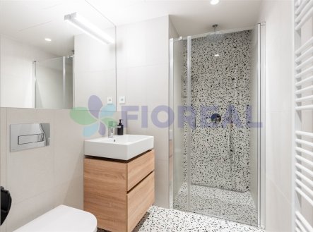 Pronájem bytu, 1+kk, 39 m²