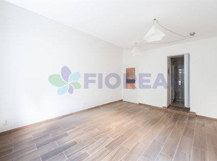 Pronájem bytu, 2+1, 50 m²